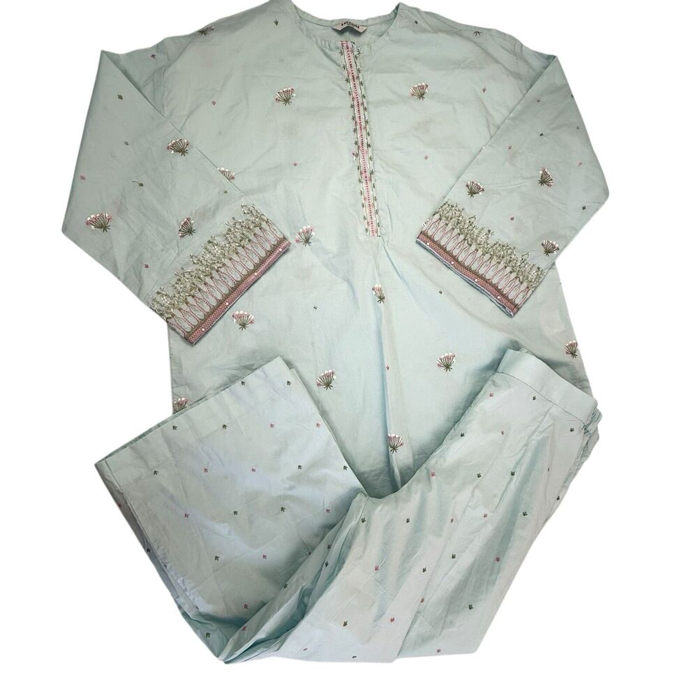 Sapphire Lounge Set Embroidered Floral Medium Pale Blue Boho Blouse Cropped Pant